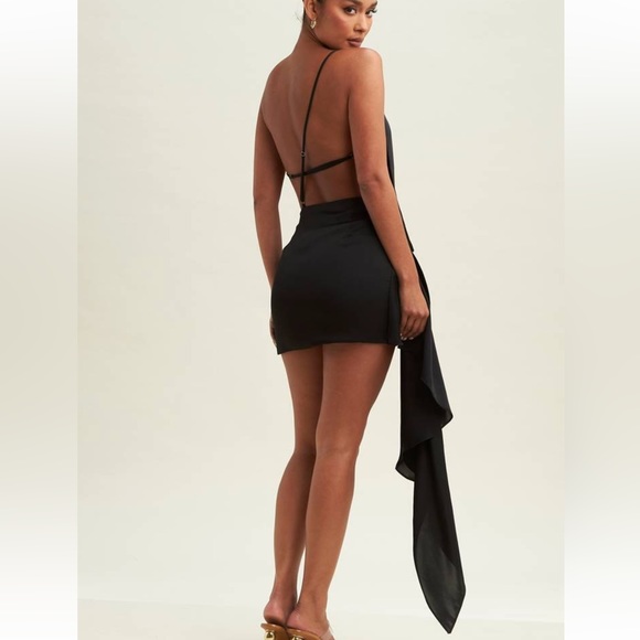 Iconic Mini Black Dress - Picture 3 of 6